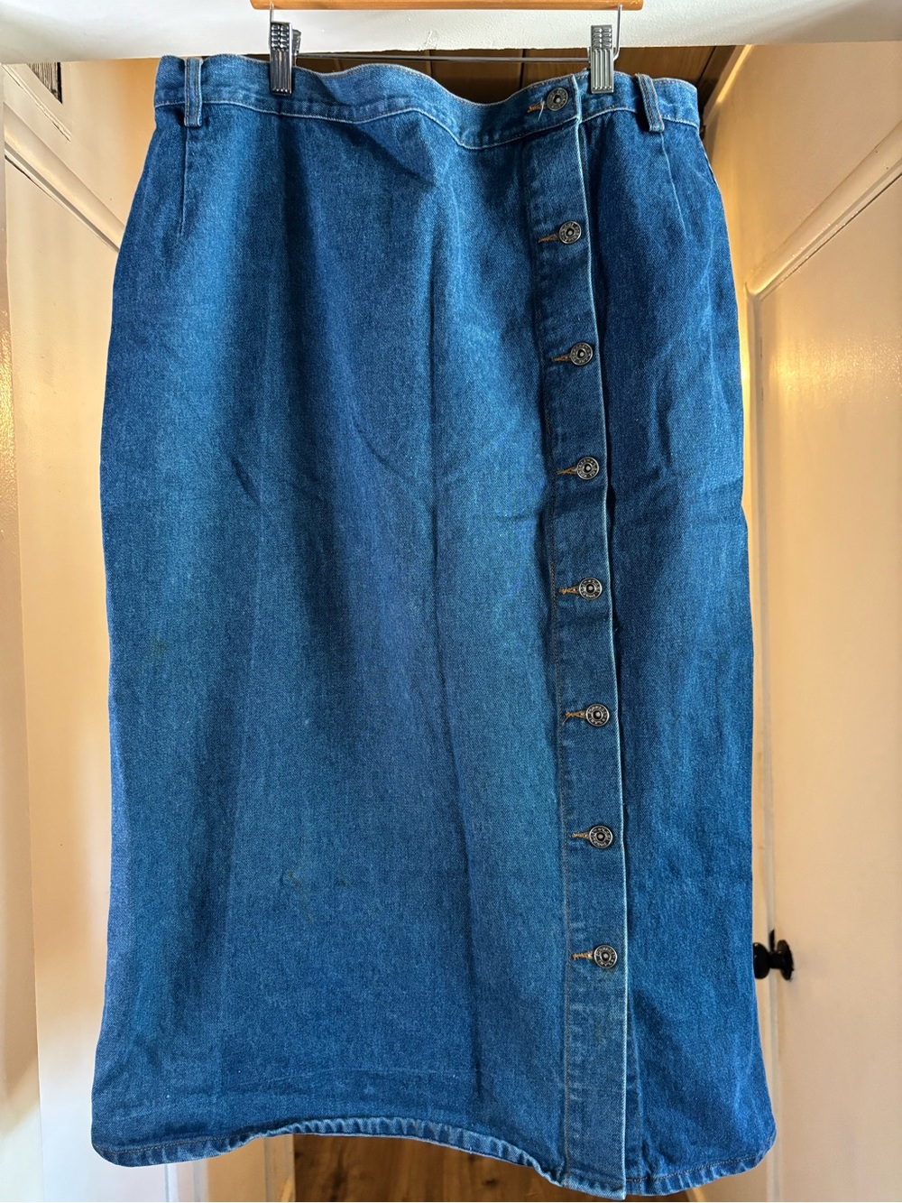 Vintage Blue Button-Front Denim Midi Skirt